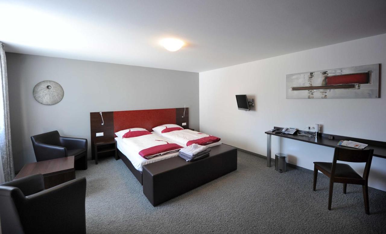 Landhotel Gasthof Krone Kupferzell ภายนอก รูปภาพ